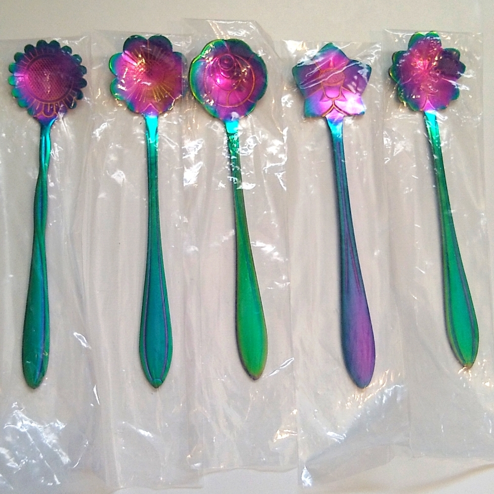 Beautiful Small Utensils For Coffee, Tea, and/or Sugar Spoons